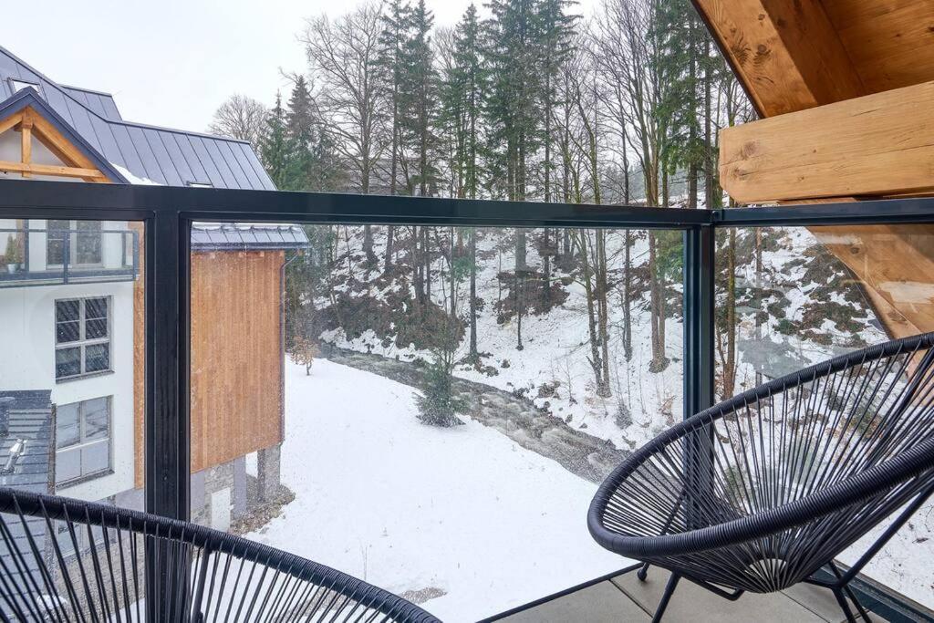 Brand New Mountain Studio & Balcony ฮาร์ราคอฟ ภายนอก รูปภาพ