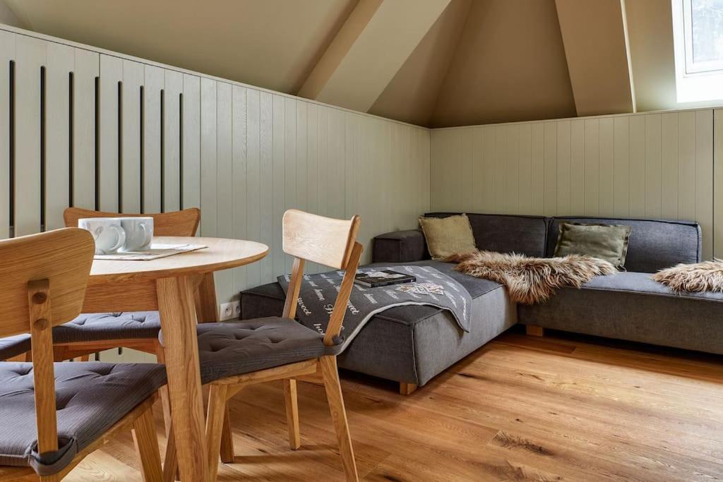 Brand New Mountain Studio & Balcony ฮาร์ราคอฟ ภายนอก รูปภาพ